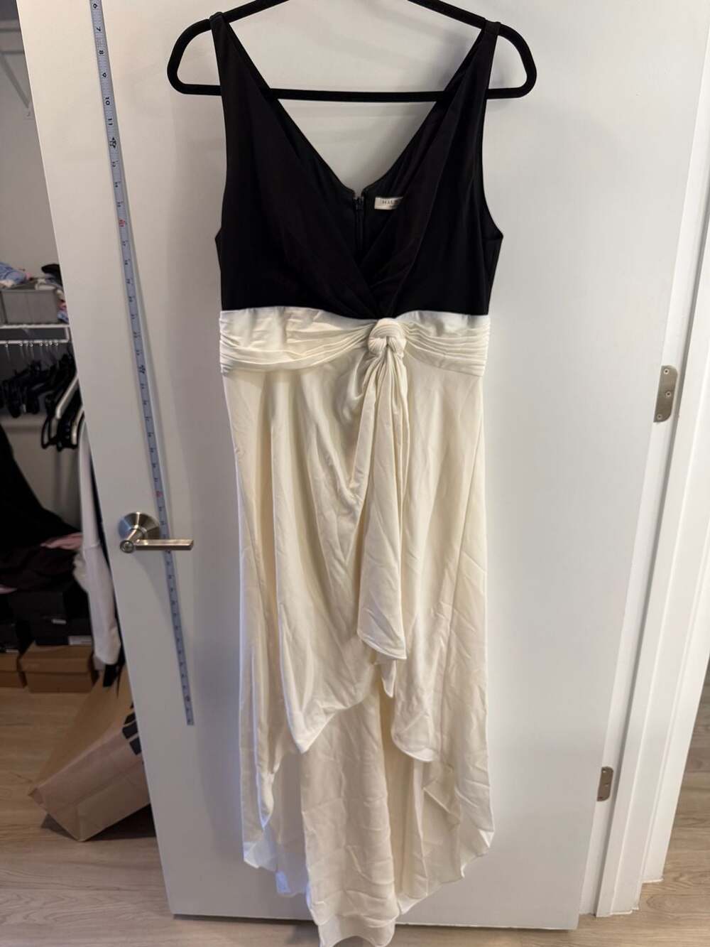 Halston Heritage Two-Tone Knot Detail High-Low Gown in Eggshell and Black